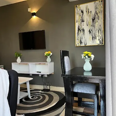 Elegant 1Br Milimani - Fast Wifi Apartment Kisumu Exterior photo